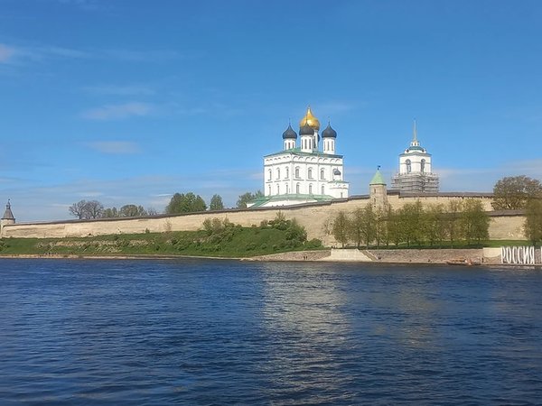 Экскурсия по Псковскому Крому в мини-группе - фото 1