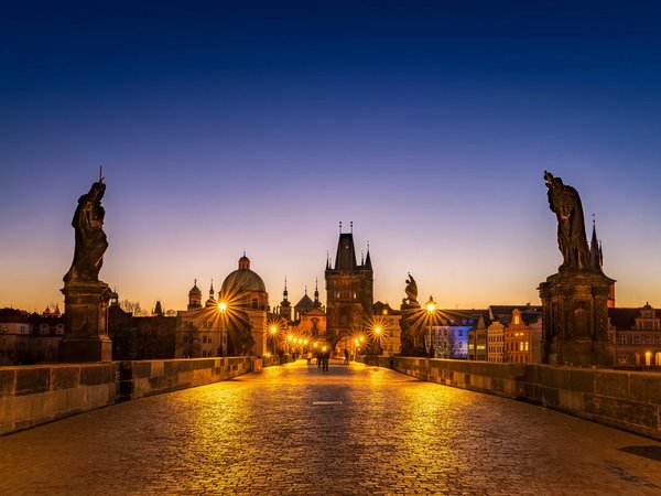 Вышеград и Пражский Град: тайны и легенды вечерней Праги - фото 1