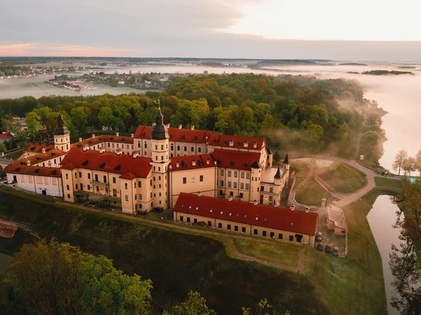 Групповая экскурсия в замки Мир и Несвиж (обед включён) - фото 2