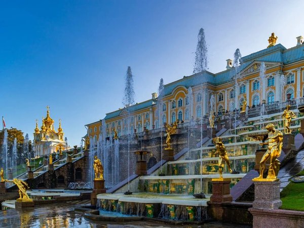 Из Санкт-Петербурга в Петергоф, Кронштадт и форт «Константин»