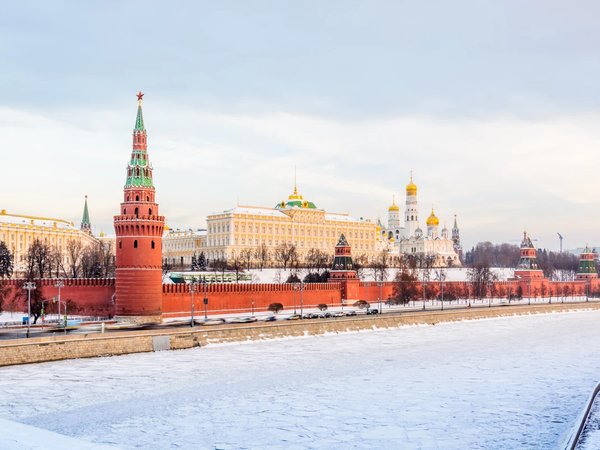 Три часа на автобусе — и вы знакомы с Москвой! - фото 2
