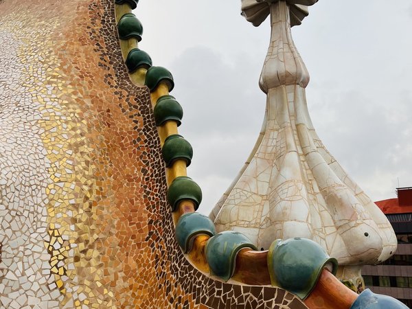 Не только Гауди: каталонский модернизм в Эшампле Барселоны - фото 2