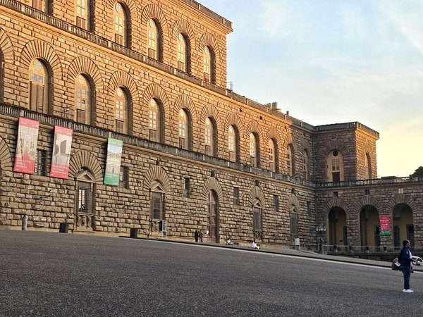 Великолепный палаццо Питти и Палатинская галерея - фото 2