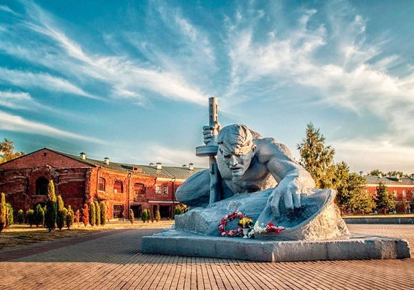 Брестская крепость и Беловежская пуща из Минска за 1 день - фото 2