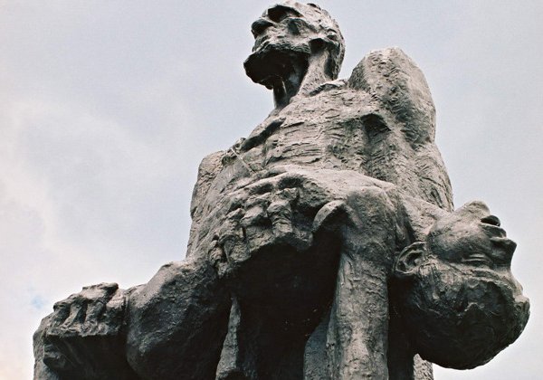 Экскурсия в Хатынь и на Курган Славы из Минска