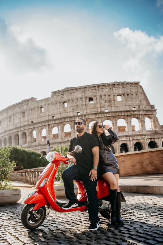По Риму — на скутере Vespa