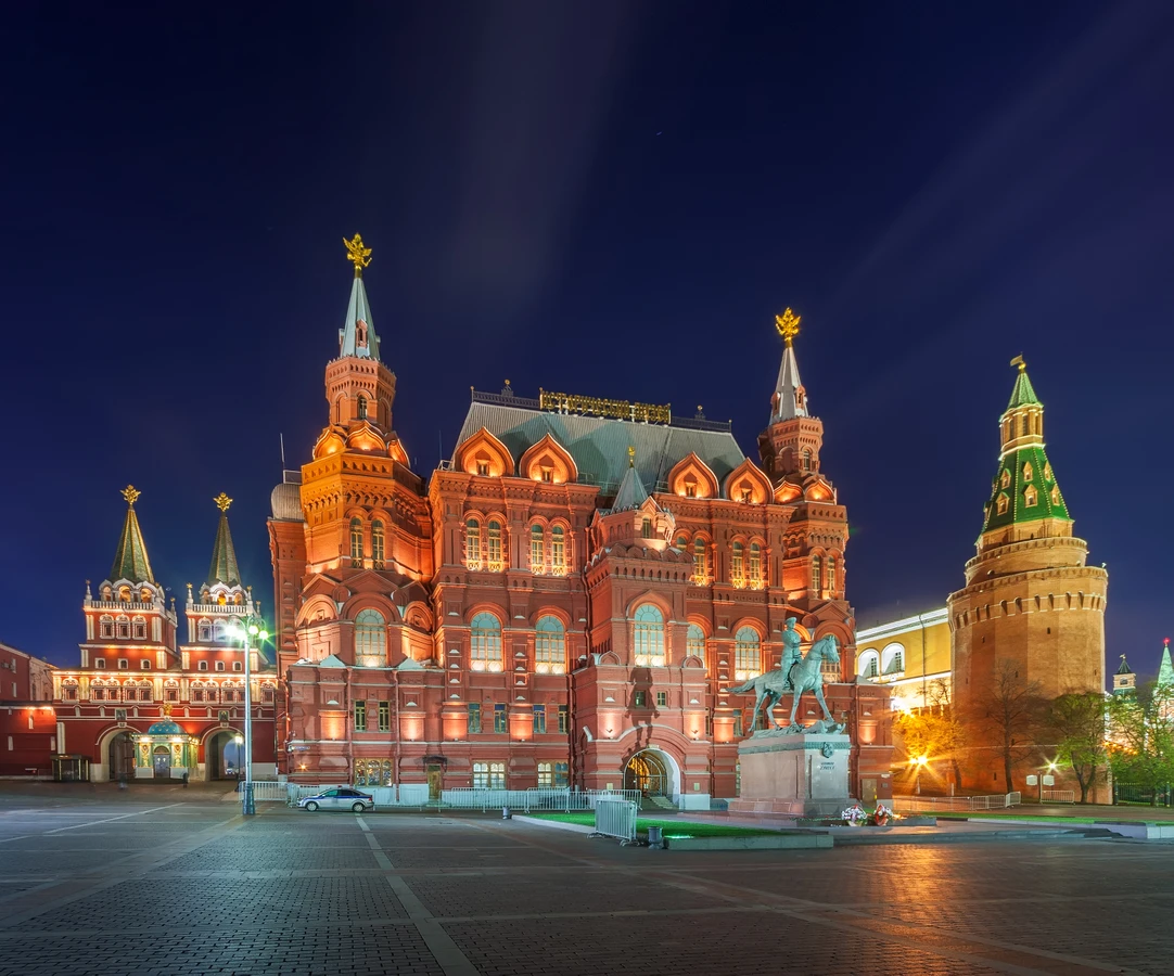 Групповая экскурсия по вечерней Москве