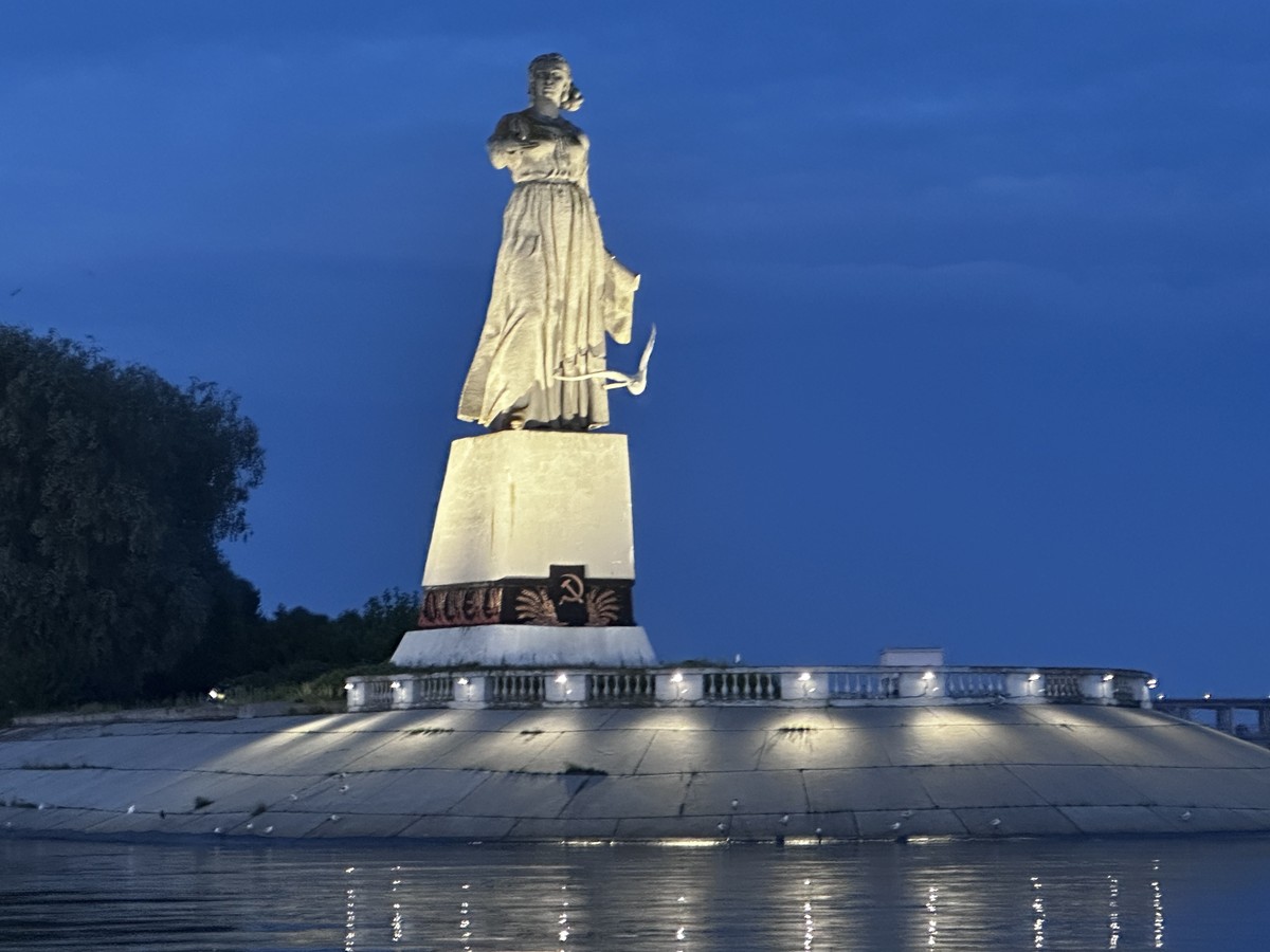 Исследуем Рыбинское водохранилище: прогулка на катере