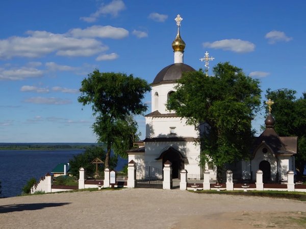 4 в 1: Иннополис, остров-град Свияжск, Раифа и Вселенский храм - фото 3