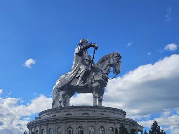 По следам Чингисхана — из Улан-Батора - фото 2