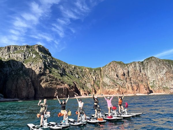 Морская прогулка на водном велосипеде в мини-группе - фото 3