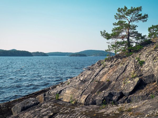 По островам и шхерам Ладоги — на катере в мини-группе - фото 3