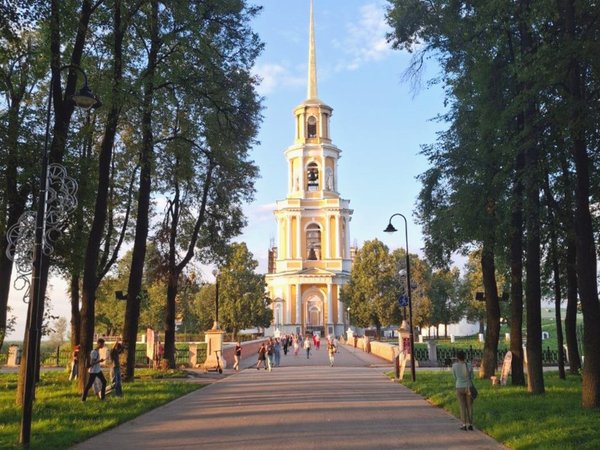 «Начинается земля, как известно, от Кремля...» - фото 1