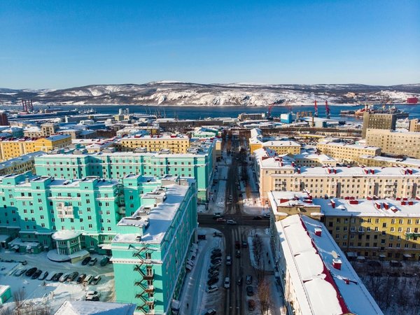 Арктический город-порт. Весь Мурманск за один день - фото 1