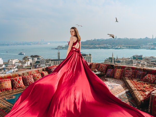 Фотосессия на крыше Стамбула с чайками