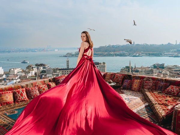 Фотосессия на крыше Стамбула с чайками - фото 1