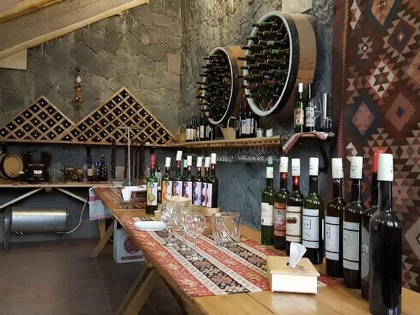 Из Еревана к монастырю Татев: Хндзореск, Шаки и Арени - фото 4