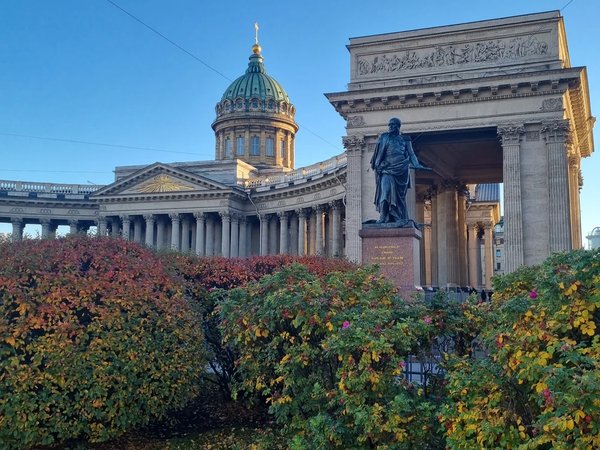 Большая прогулка по Петербургу с посещением Казанского и Исаакиевского соборов (билеты включены) - фото 2