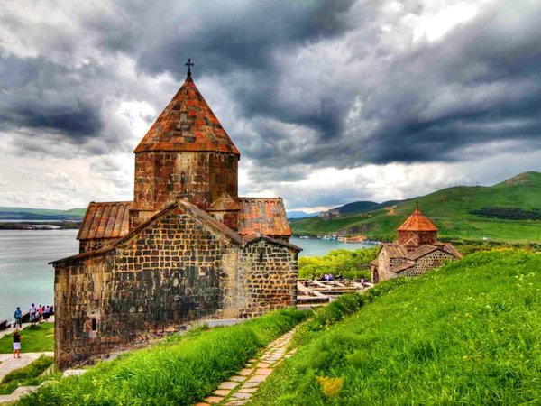 Дилижан + Агарцин + Севан: всё лучшее за один день! - фото 3