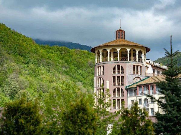 Едем в горы! Из Адлера — на курорты Красной Поляны - фото 1