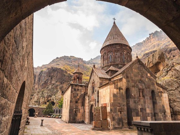 Гарни, Гегард и Симфония камней: лучшее в окрестностях Еревана - фото 2