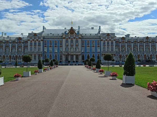 Царское Село: дворцы, парки и судьбы императоров - фото 1