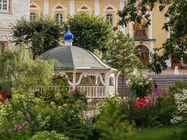 Автобусная экскурсия из Пскова в Изборск и Печоры - фото 3