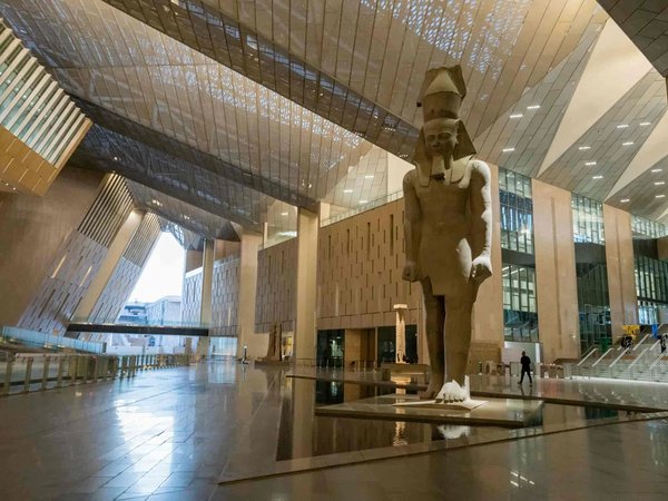 Большой Египетский музей, пирамиды Гизы и Сфинкс (из Каира) - фото 2