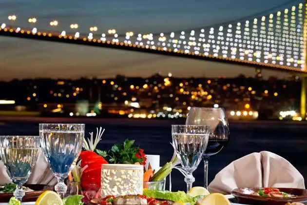 Фото экскурсии - Круиз по Босфору на теплоходе с турецкой ночью и шоу-программой - 9