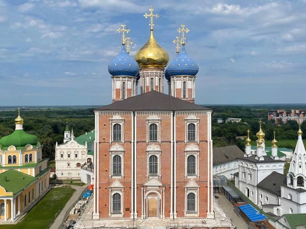Рязань косопузая: прогулка по историческому центру