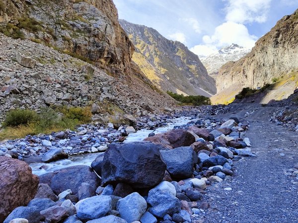 Великолепный Эльбрус: три поляны и ущелье - фото 4