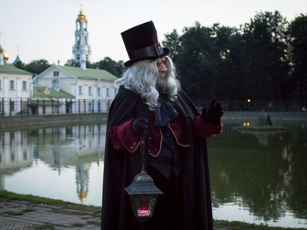 12 чудес Сергиева Посада: вечерняя прогулка с фонарщиком Фаролеро - фото 2