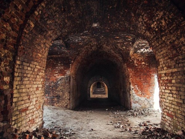 Групповая экскурсия по заброшенной части Брестской крепости - фото 2