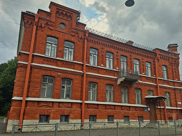 Уличный квест без гида «Спасти рядового Пушкина» (16+)