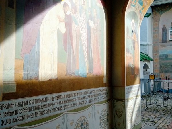 Вселенная Лавры: от каменных стен до звонницы (билеты включены) - фото 4