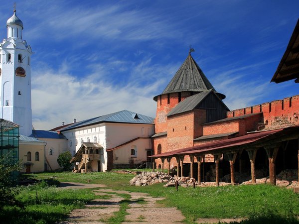 Кремлёвские прогулки со Сбыславом, Агафьей, Феофанией или Евфимией - фото 1