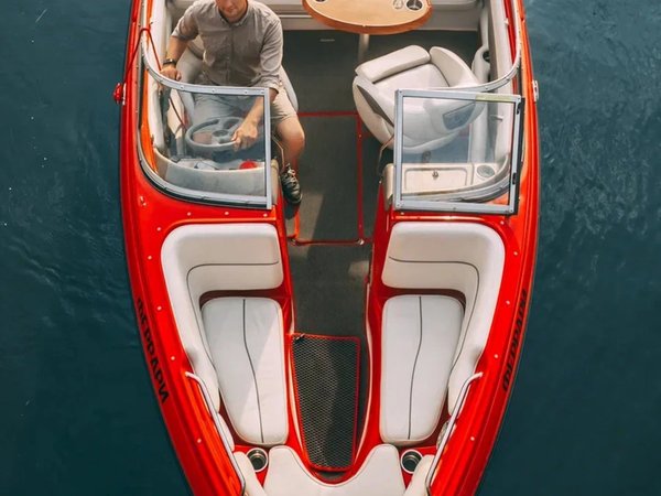 На катере Ferrari — прогулка по рекам и каналам Петербурга + акватория Невы - фото 4