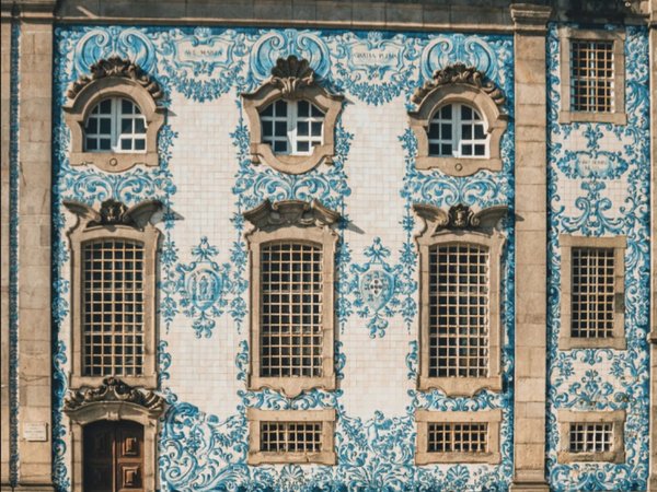 Азулежу: о чём расскажут португальские стены? - фото 3