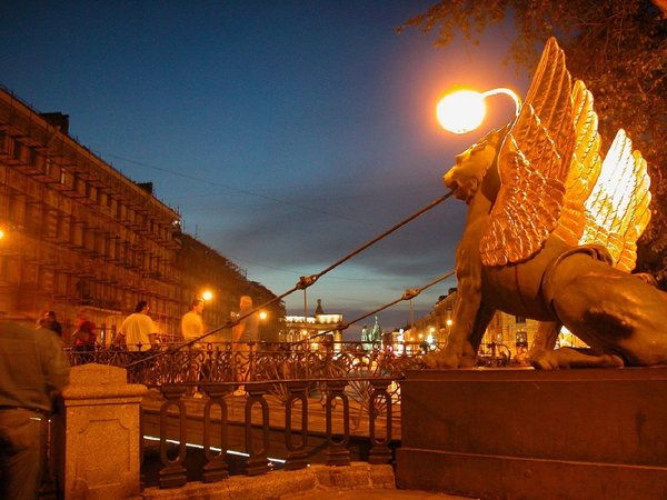 Автобусная экскурсия по ночному Петербургу + разведение мостов - фото 3