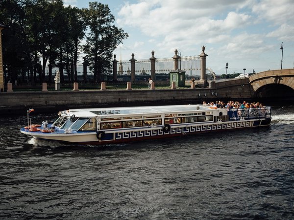 Сердце Петербурга — по Фонтанке в акваторию Невы
