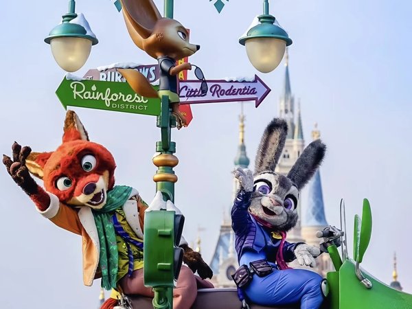 Шанхайский Диснейленд: путешествие в самый большой Disney парк Азии - фото 1