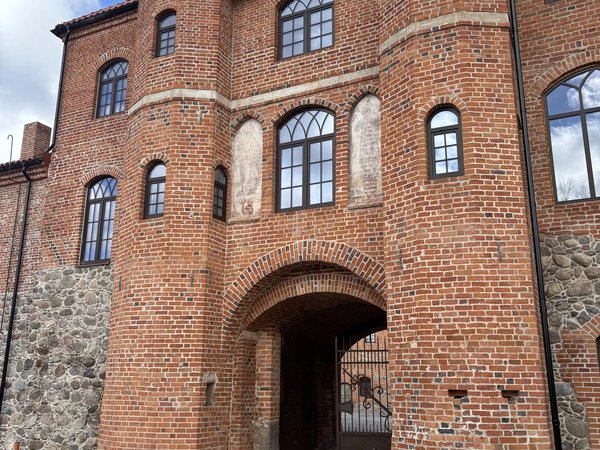 Из Калининграда — к замкам Нойхаузен, Шаакен и Нессельбек - фото 2