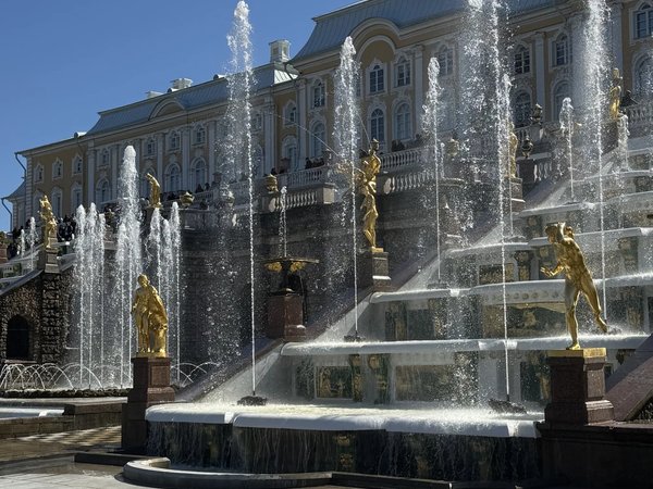 Фонтаны Петергофа — брызги истории и вдохновения - фото 2