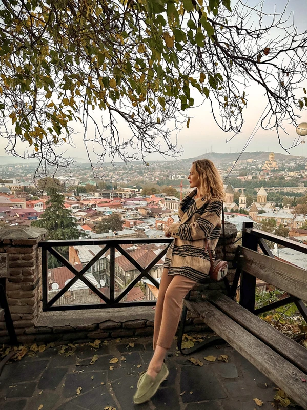 Фотопрогулка по скрытым уголкам Тбилиси