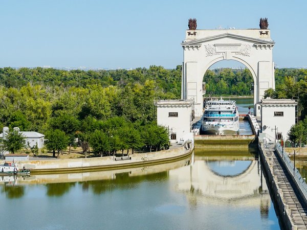 Автопешеходная экскурсия в «Старую Сарепту» и на Волго-Донской канал - фото 1