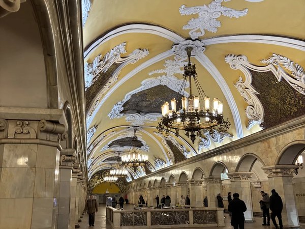 Москва: метро не сразу строилось - фото 2