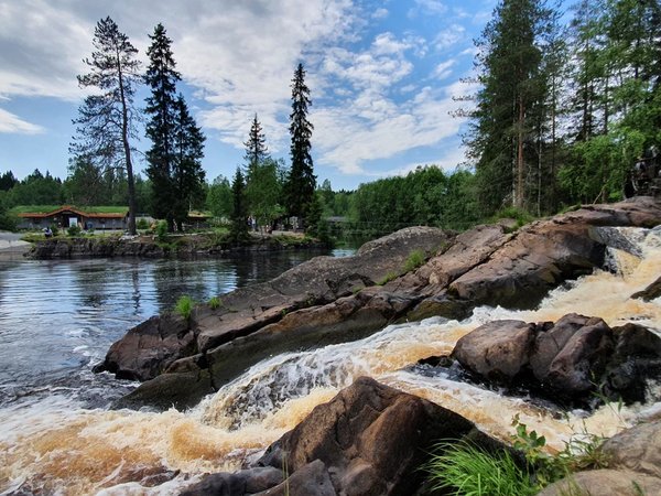 Автобусная однодневная экскурсия в горный парк «Рускеала» - фото 1