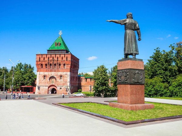 По Нижнему Новгороду на автомобиле! - фото 1