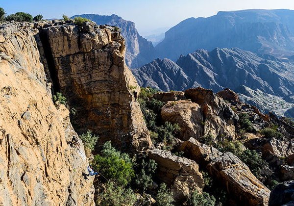 Индивидуальная экскурсия Низва + горы Jabal Akhdar - фото 1