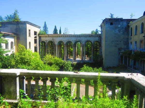 Кутаиси во всех оттенках: история, природа, вино - фото 3
